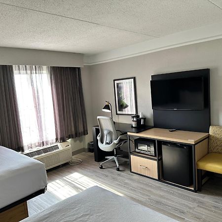 La Quinta By Wyndham Dallas Arlington South Exterior photo