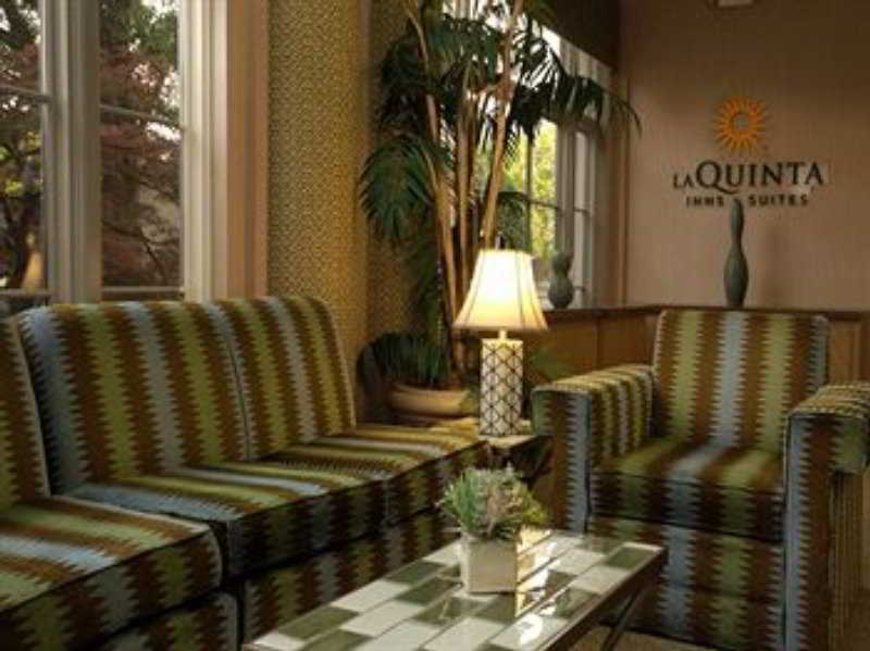La Quinta By Wyndham Dallas Arlington South Exterior photo
