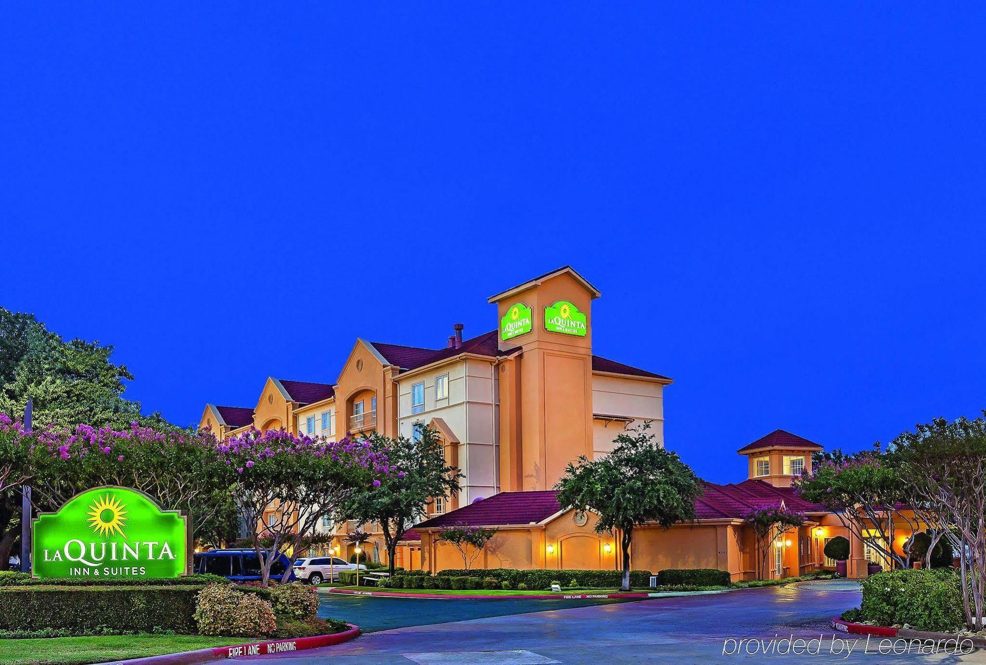 La Quinta By Wyndham Dallas Arlington South Exterior photo